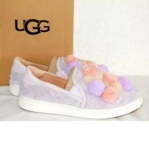 Ugg Lavender Ricci Slip on SNEAKERS POM POM Sz 5
